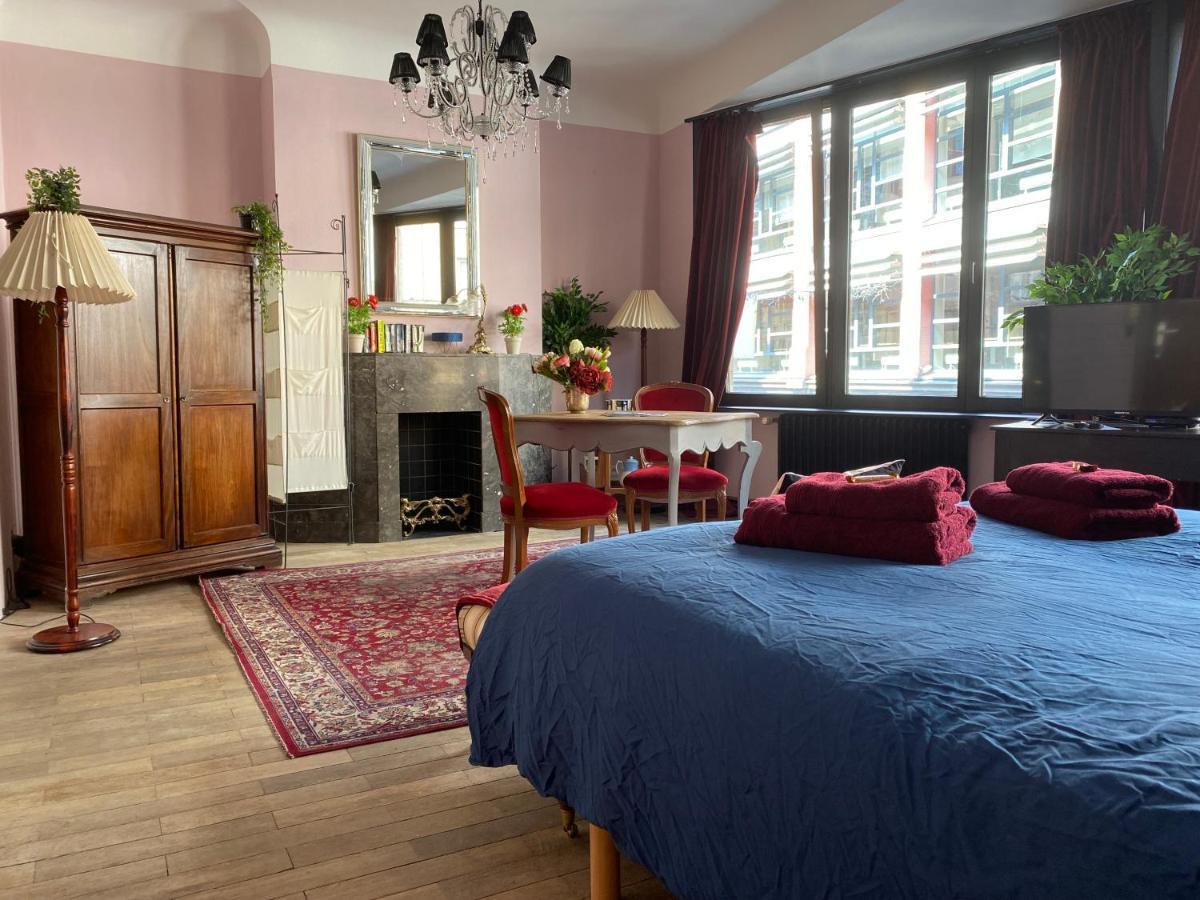 The Pink Studio - Exceptional Location In City Center - Unique & Elegant Lägenhet Namur Exteriör bild